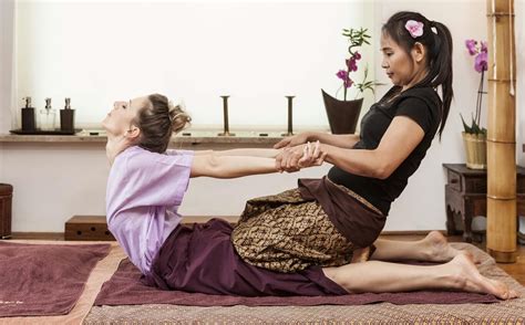 Massage sensuel complet du corps Massage érotique Loudun